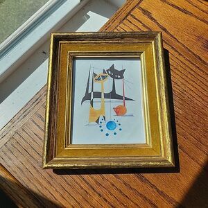 MCM Textured Gold gilted frame with velvet Green gold inset 4 x 5" photo size
